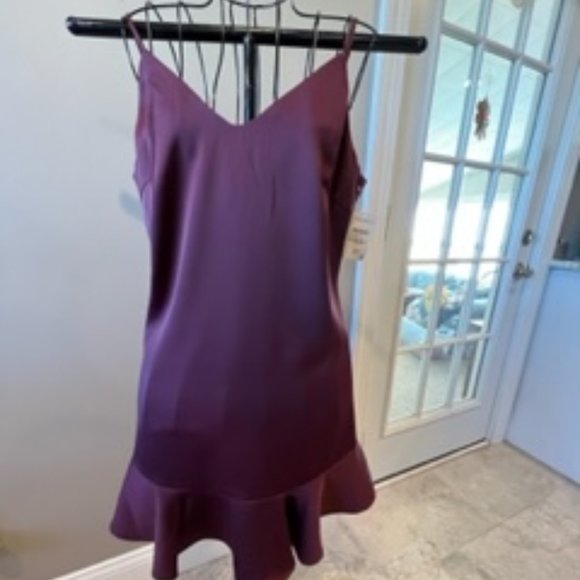 (NWT) CHELSEA28 RUFFLE SLIP MINI DRESS SZ. M - Picture 2 of 12